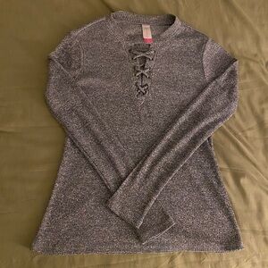 No boundaries long sleeve top.